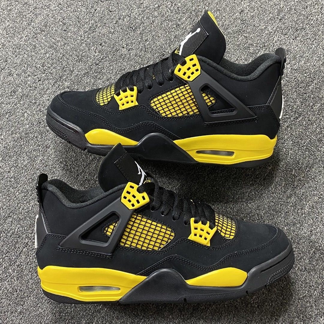 Jordan retro 4s yellow thunder