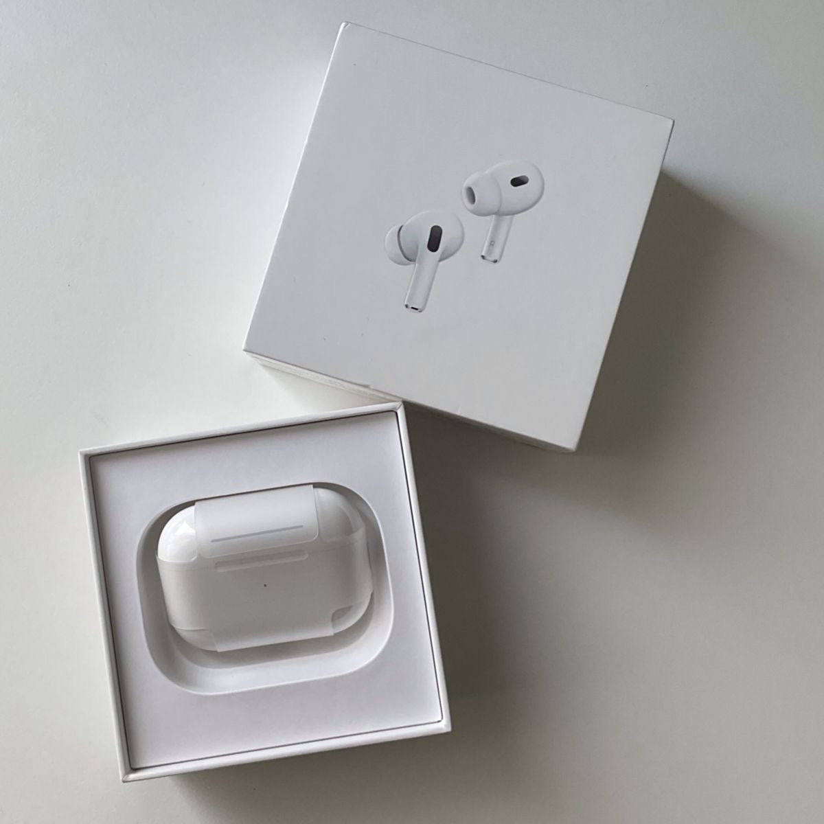 Airpods pro 1st gen (Authentic)