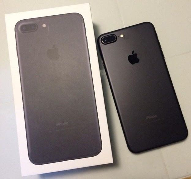 iPhone 7 Plus  (64GB/128GB)